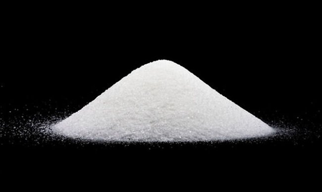 Хуурай ус гаргаж авчээ